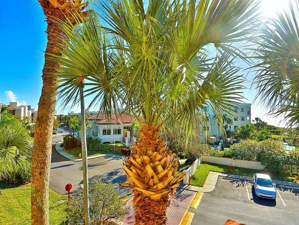 Treasure Island Vacation Condo Beach, Pool Great Location