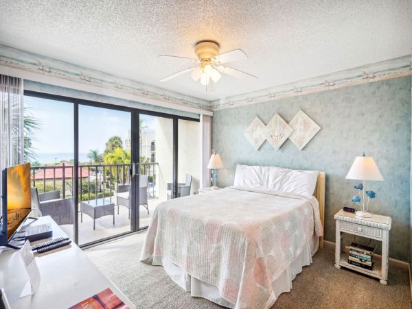 Treasure Island Vacation Condo Beach, Pool Great Location