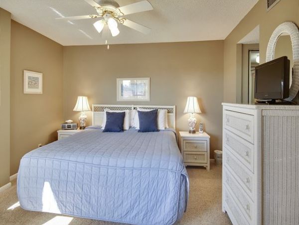 Treasure Island Condo 1011685