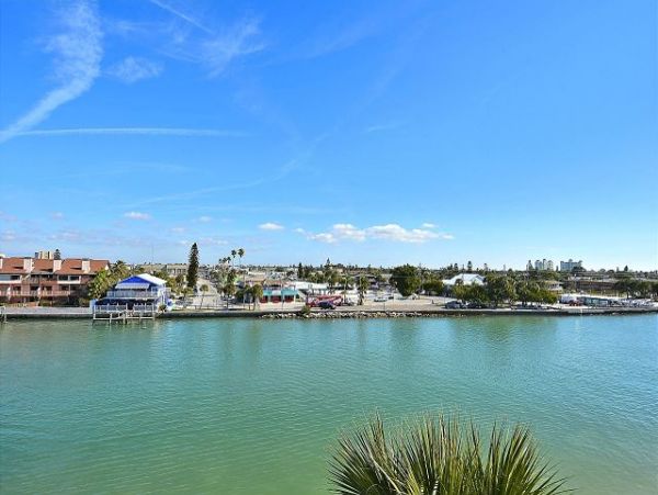 Treasure Island Condo 1011686