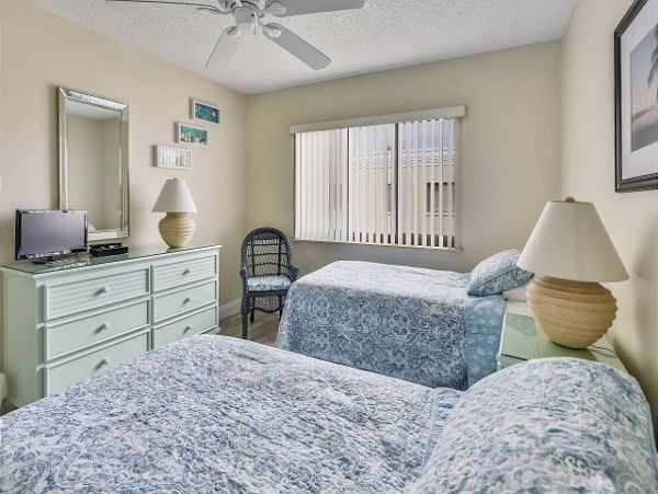 Treasure Island Condo 1011686