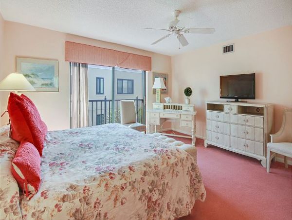 Treasure Island Condo 1011688