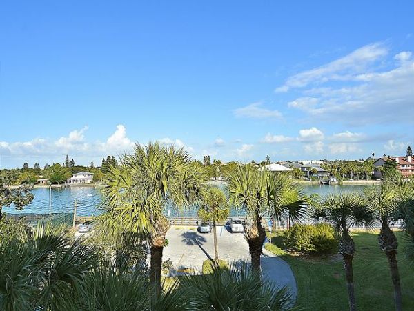 Treasure Island Condo 1011689