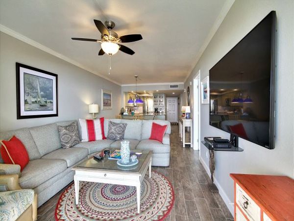 Top Floor Gulf Front Condo in Treasure Island
