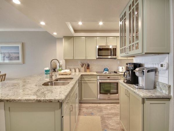 Top Floor Gulf Front Condo in Treasure Island