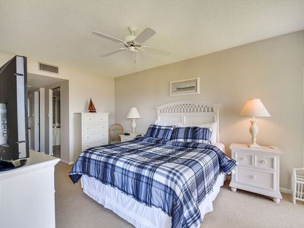 Treasure Island Condo 1011691