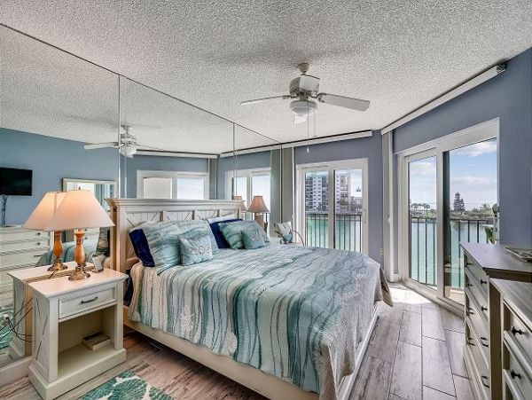 Treasure Island Condo 1011693