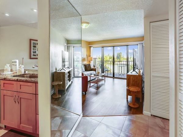 Treasure Island Condo 1011694