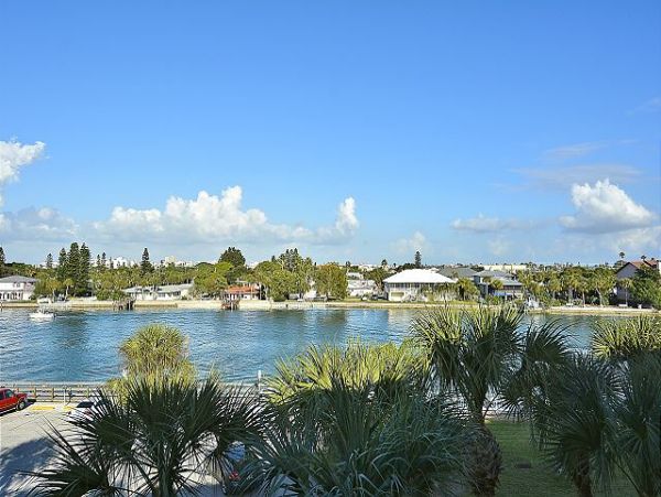 Treasure Island Condo 1011694