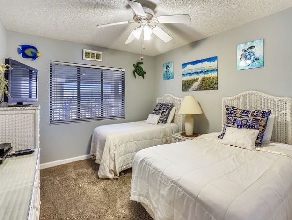 Treasure Island Condo 1011695