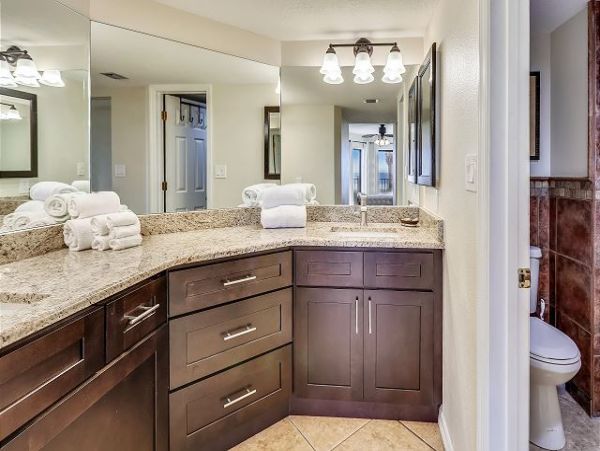 Updated Modern Treasure Island Vacation Rental