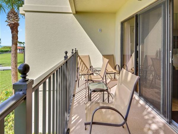 Updated Modern Treasure Island Vacation Rental