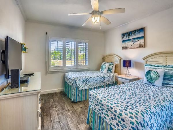 Treasure Island Condo 1011698