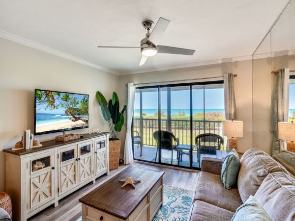 2 Bedroom Condo Access to Beach, Bay & Fabulous Amenities
