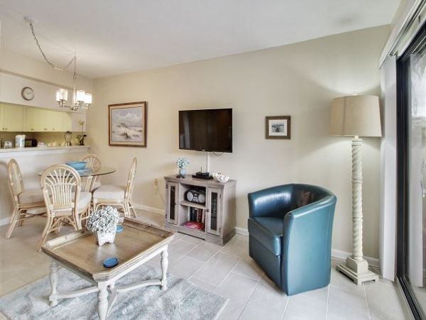 Treasure Island Condo 1011700