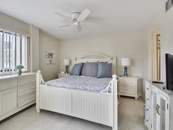 Treasure Island Condo 1011700