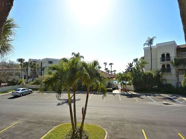 Treasure Island Condo 1011700