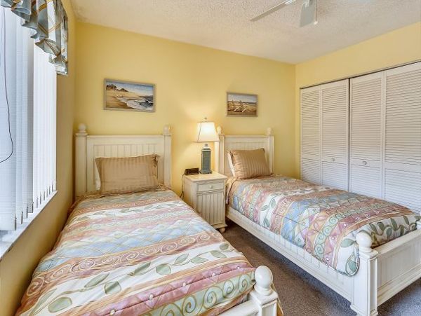 Treasure Island Condo 1011702