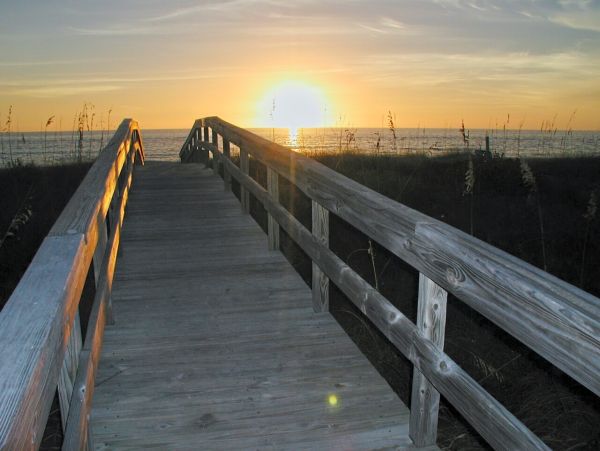 Stunning Waterfront Two Bedroom Condo in Treasure Island