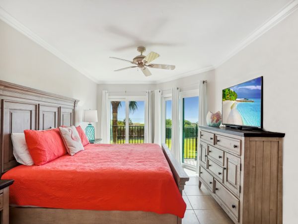Stunning Waterfront Two Bedroom Condo in Treasure Island