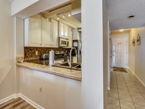Treasure Island Condo 1011704