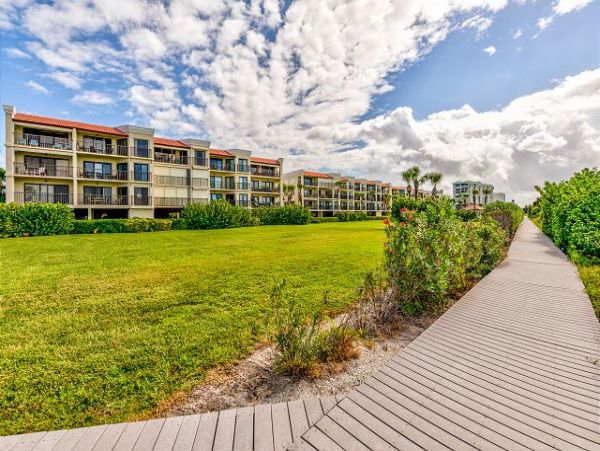 Treasure Island Condo 1011704
