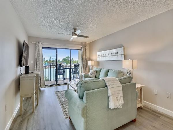 Treasure Island Condo 1011705