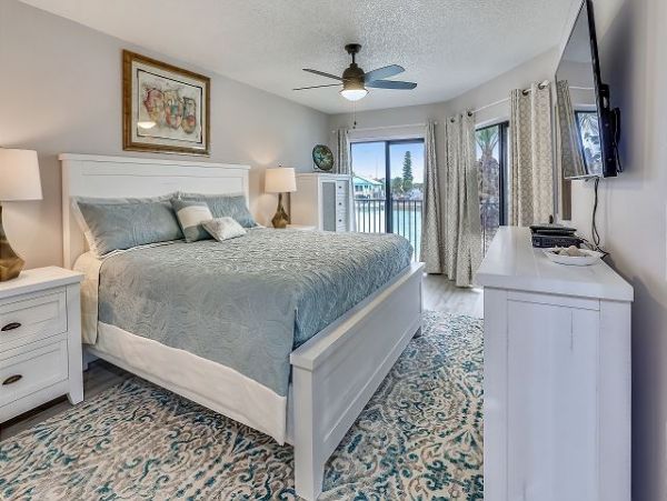 Treasure Island Condo 1011705