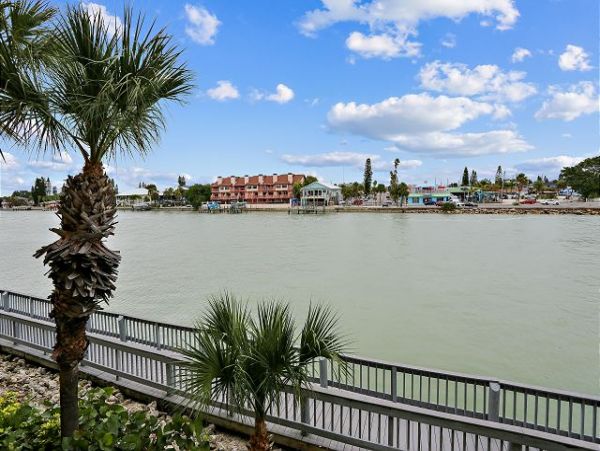Treasure Island Condo 1011705