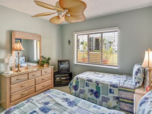 Treasure Island Condo 1011706