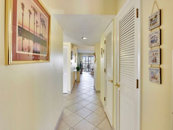Treasure Island Condo 1011706