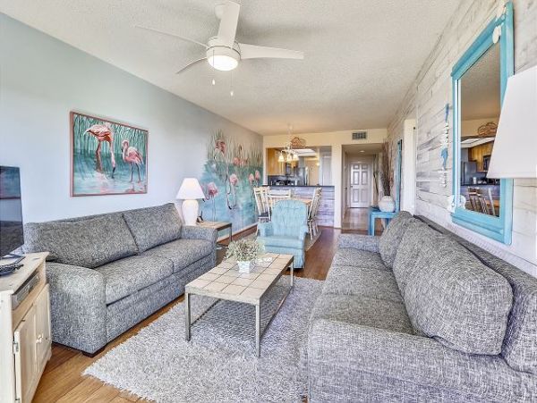 Pure Delight Beachside Vacation Home Away from Home