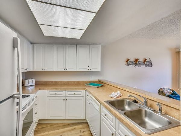 Treasure Island Condo 1011709
