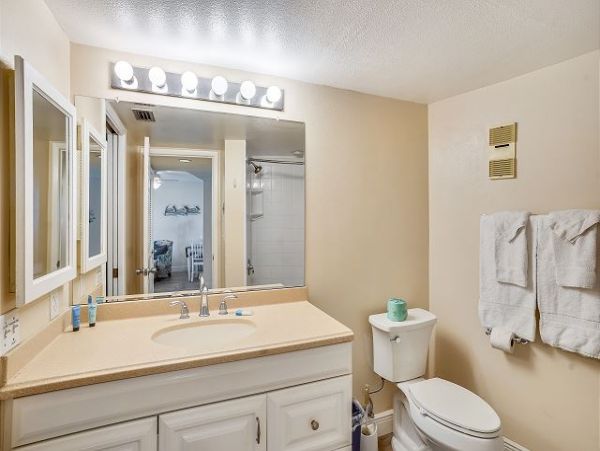 Treasure Island Condo 1011709