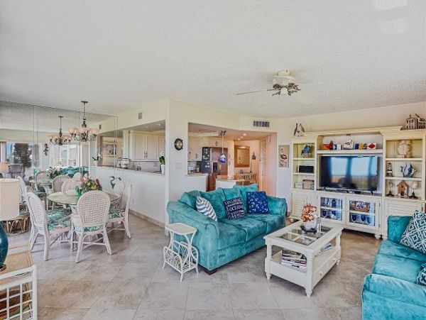 Treasure Island Exceptional Two Bedroom Beachfront Condo