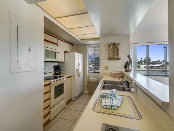 Treasure Island Condo 1011712