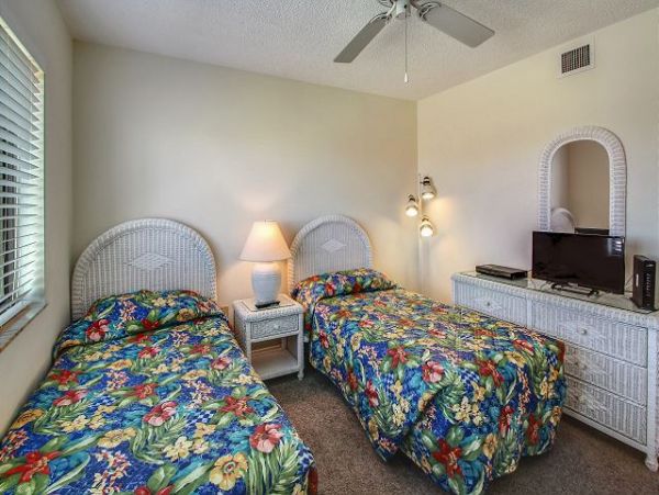 Treasure Island Condo 1011712