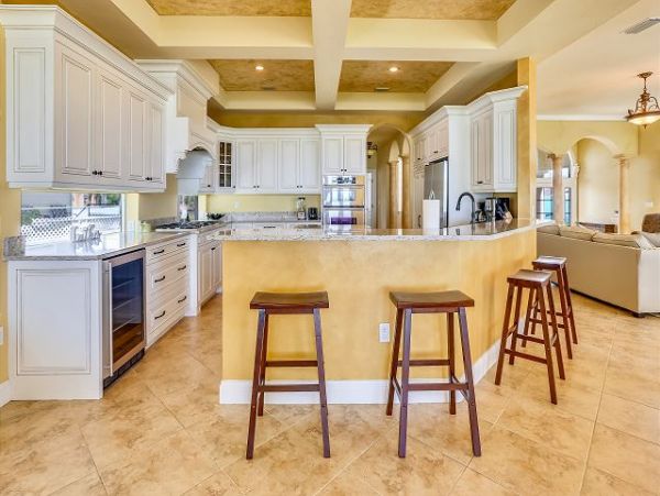 On Beach Treasure Island Vacation Home