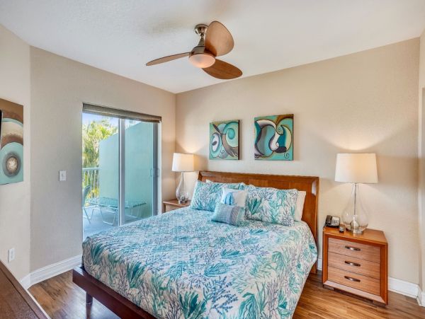 Lovely Condo Across the Street from the Warm Sand