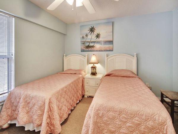 Treasure Island Condo 1011720