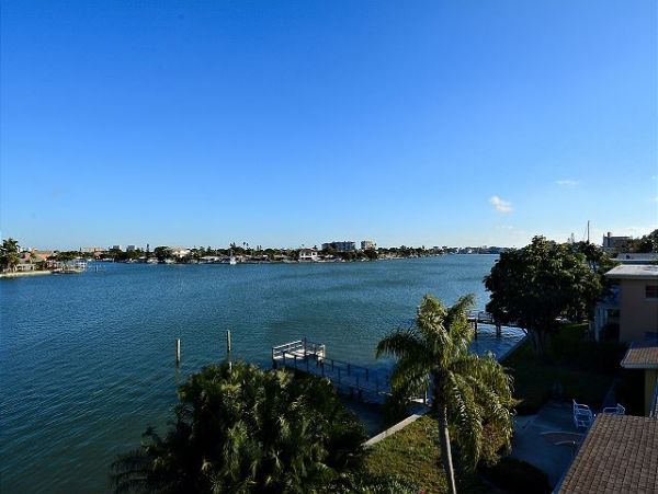 Treasure Island Condo 1011722