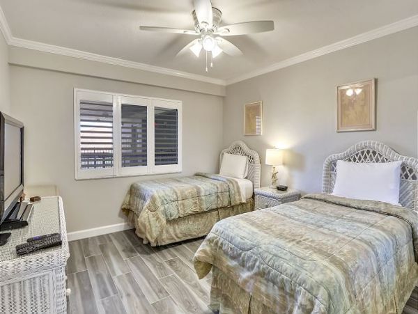 Treasure Island Condo 1011728