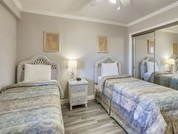 Treasure Island Condo 1011728