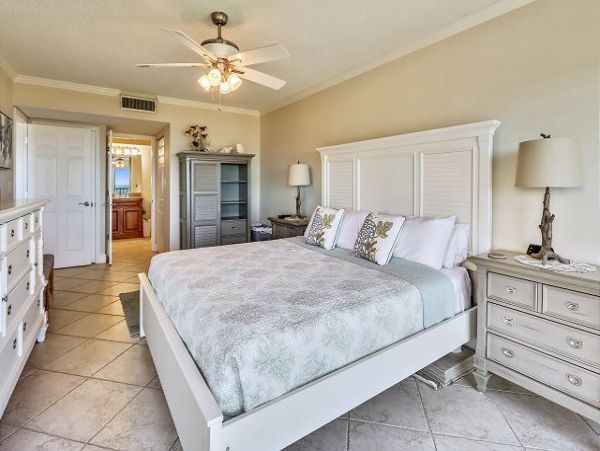 Treasure Island Condo 1011732