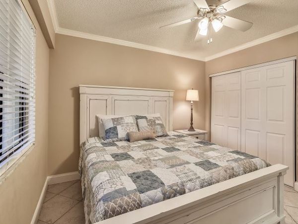 Treasure Island Condo 1011732