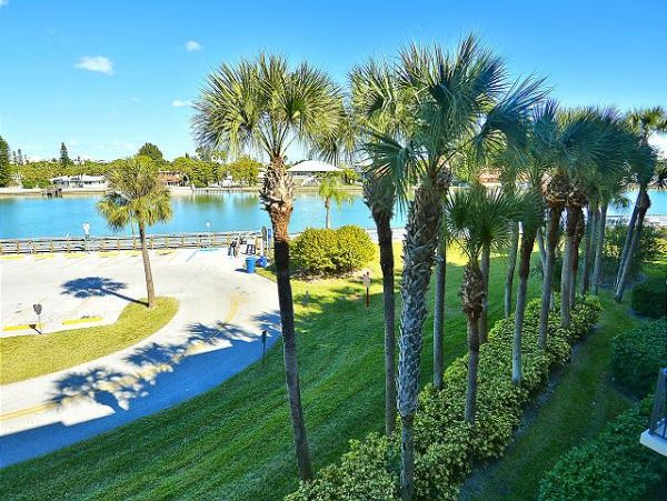 Treasure Island Condo 1011733