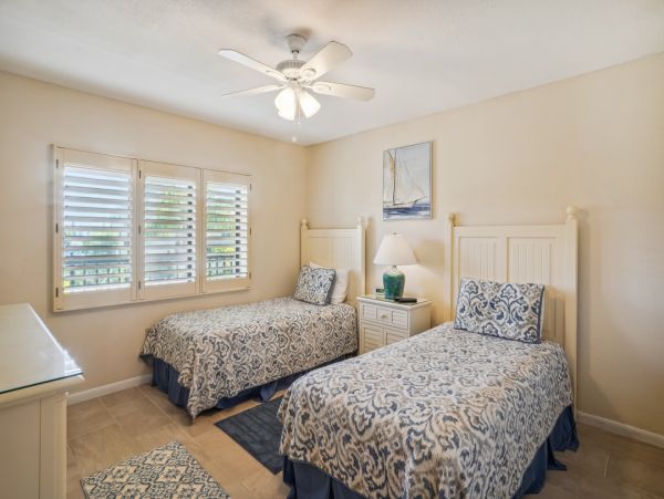 Beachfront Condo with Gulf Views and Resort Amenities on Treasure Island