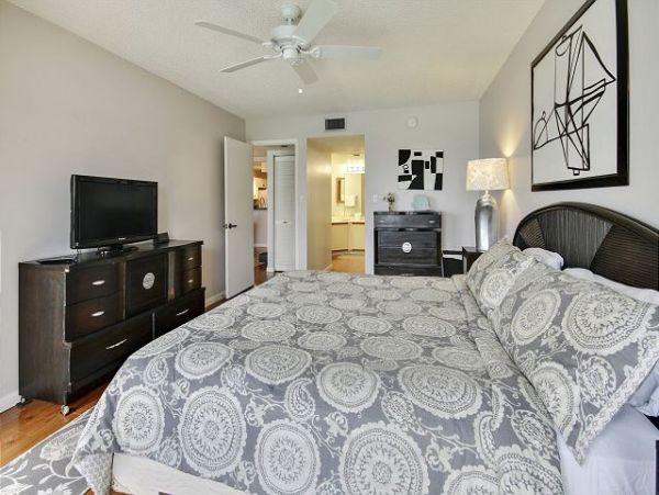Treasure Island Condo 1011736