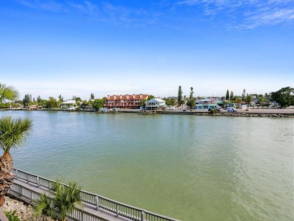 Treasure Island Condo 1011737