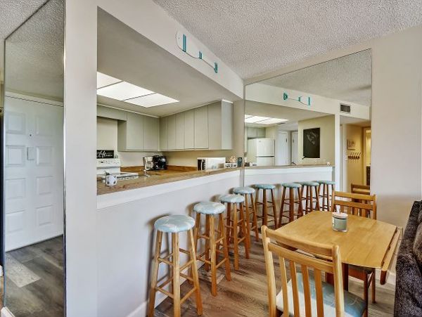 Treasure Island Condo 1011738